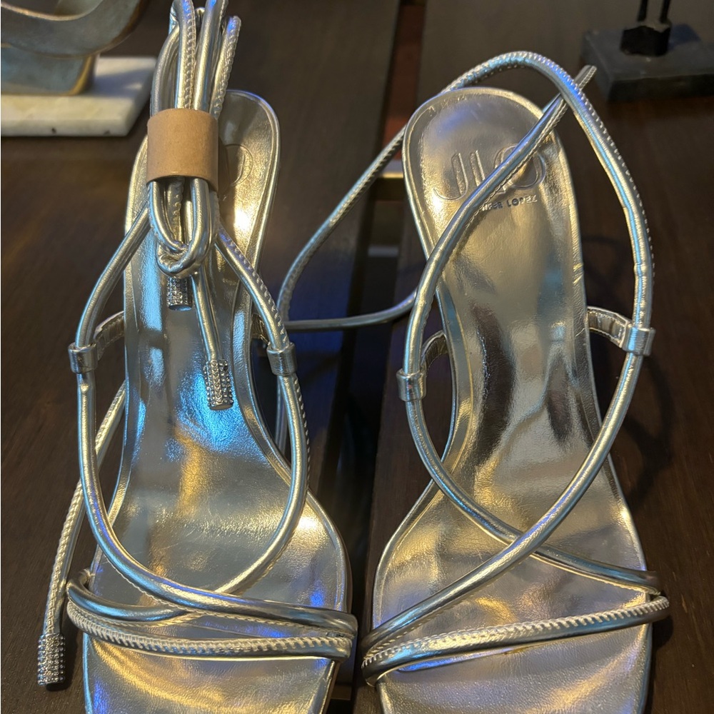 JLO Jennifer Lopez Rainia Wrap Around Sandal, Women's Sz 7 1/2 M, Champagne